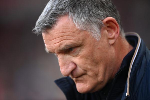 รูปภาพ Mowbray ไม่รู้อนาคตตนเองหลังพาทีมตกรอบเพลย์ออฟ